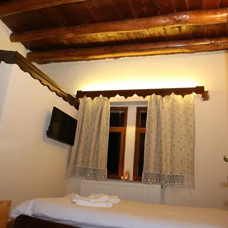 Unicorn Cave Hotel 3*