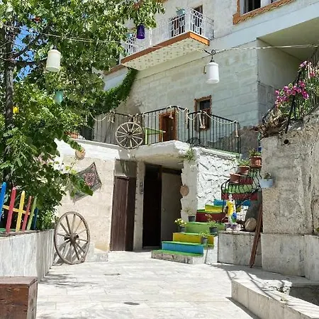 Unicorn Cave Szálloda