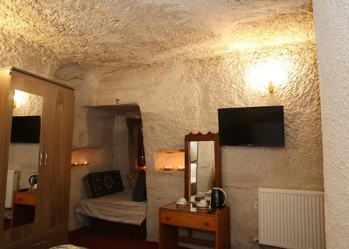 فندق Unicorn Cave نفسهير