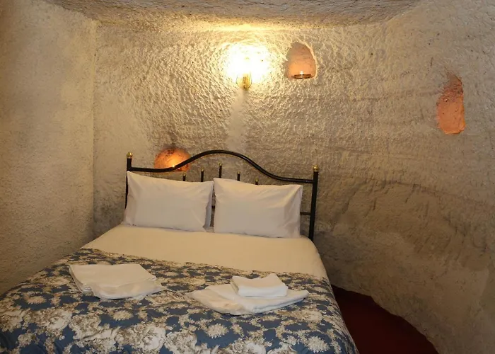 فندق Unicorn Cave نفسهير