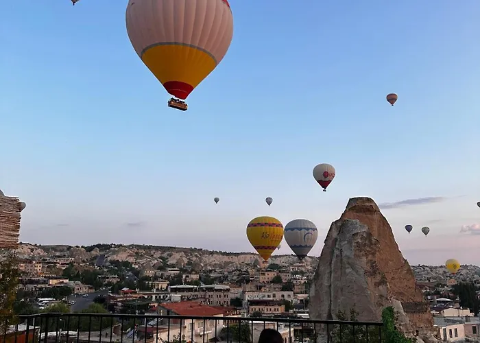 Unicorn Cave 3* نفسهير
