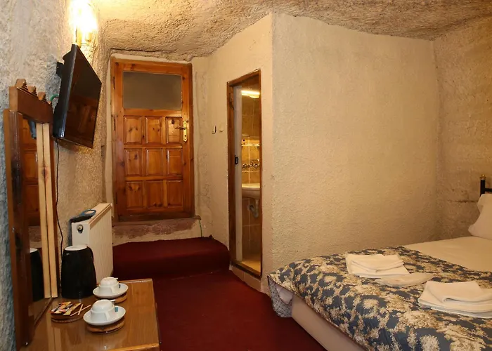 فندق Unicorn Cave نفسهير